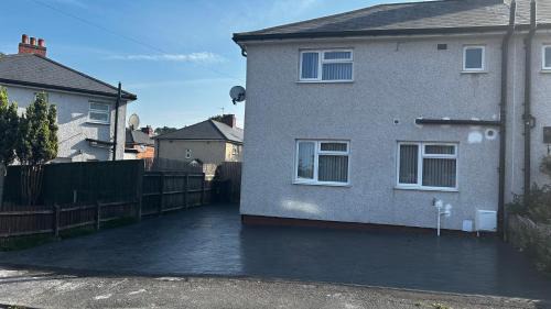 Cradley Casa | Wellspring house