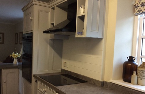 Llangybi Otro | Welsh Family Farmhouse - Games Room, Picnic/BBQ, Paddock