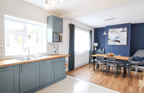 Ammanford Cabaña | WELSH VALLEY HOUSE, family friendly in Gwaun-Cae-Gurwen