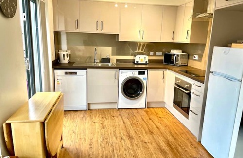 Preston Apartamento | Wembley Apartment 5 min walk to underground & 15 min walk to Wembley stadium.