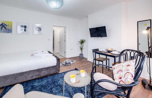 Hendon Apartamento | Wembley NFL Studio, Free Parking, 25 min Central London, Premium Amenities, Book Xmas Now!