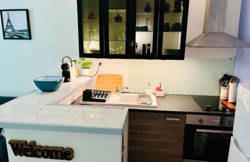 Maisons-Alfort Apartamento | Wendy family flat with calm courtyard 3min for metro Paris in 10 mins