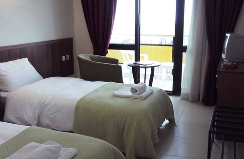 Kadnlar Denizi Mahallesi Hotel | West Ada Inn Hotel