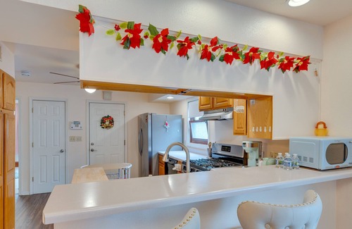 West Allis Casa | West Allis Vacation Rental Near Downtown Milwaukee