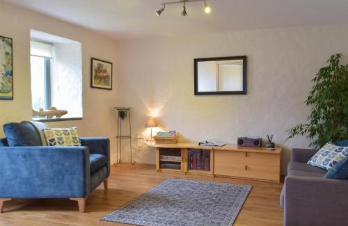 Dwrbach Casa | West Barn - Uk31850