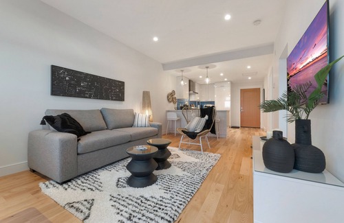 Esquimalt Condominio | West Bay Bliss