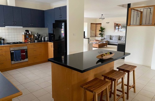West Beach Casa | West Beach Getaway - Family & Pet Friendly