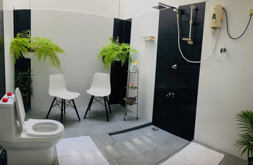 Negombo Casa | West Dene