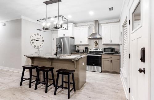 West Panama City Beach Casa | West End Beach Cottage