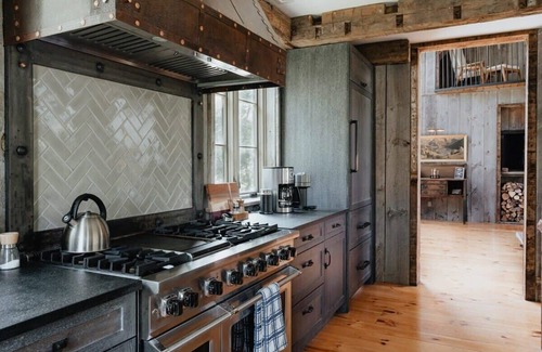 West Kill Casa | West Kill Farmhouse - Privacy, Pool, Sleeps 10