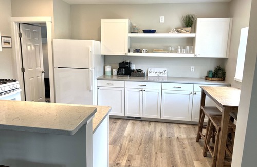Norton Shores Casa | West Lake Harbor -home close to Maranatha and Hoffmaster State Park