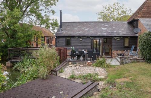 Kingsnorth Casa | West Lodge