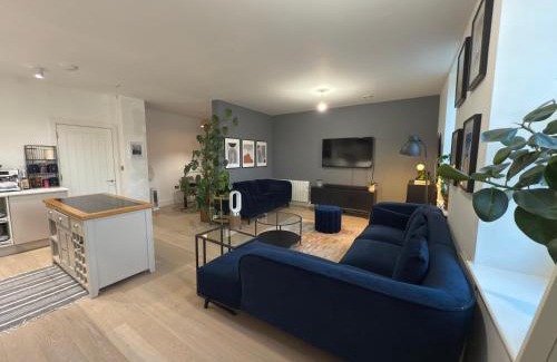 Ealing Apartamento | West London Luxury Oasis, Ealing Broadway - Best location!