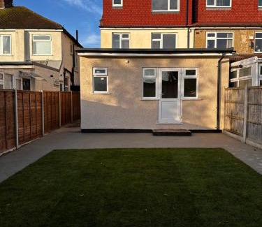 Yeading Casa | West London Rest