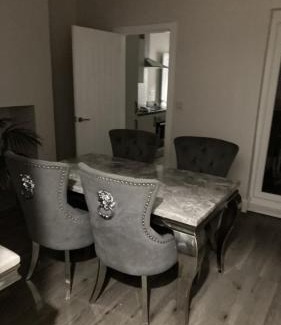 Malvern Casa | West Malvern views
