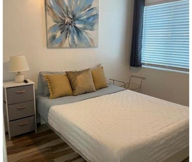North Park Central Casa | West Mitchell