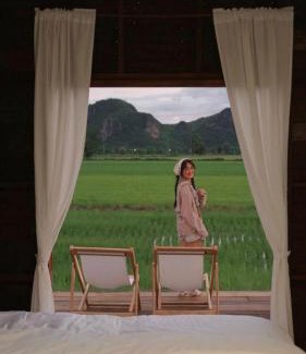 Kanchanaburi Chalet De Esquí | West Mount Cafe & Restaurant