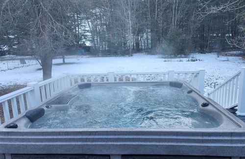 Queensbury Casa | West Mountain Ski & Adventure Home w/ Hot Tub