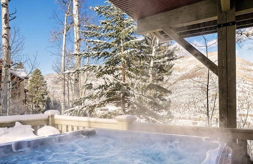 Highland Meadows Casa | West Pine Chalet | 5 Min from Ski Runs w/Hot Tub