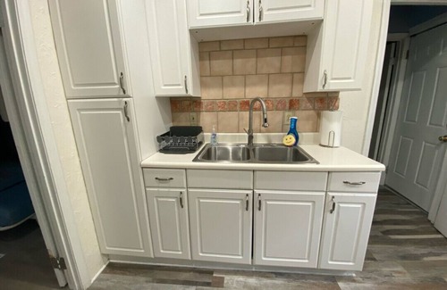 Rosedale Apartamento | West Plaza Cozy Comfort Unit A