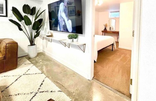 Riverview Casa | West Seattle Chill Space