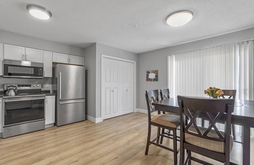 Springfield Apartamento | West Side Cozy Home II. Pet friendly!