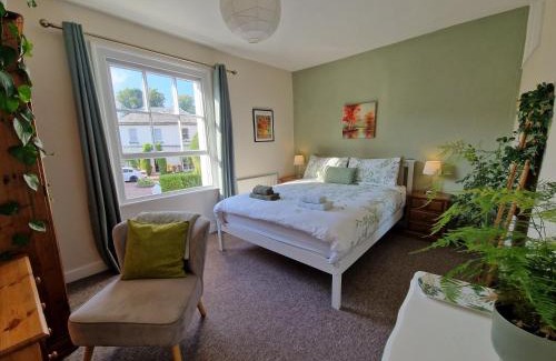 Wimborne Apartamento | West Street Views #2 - Prime Location & Home office