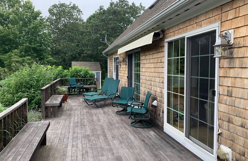 Vineyard Haven Casa | West Tisbury Gem with Association Pool + Hiking Trails, Close to All