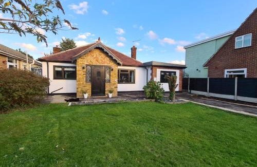 Hawkwell Casa | Westbury House