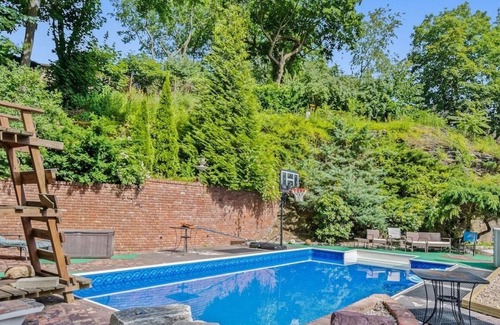 Coffeyville Casa | Westchester Castle Ossining