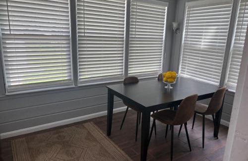 Kamm's Corners Casa | Westdale