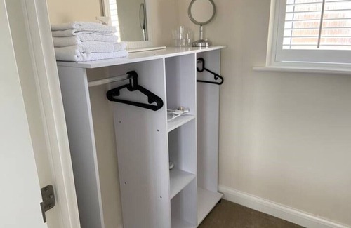Milton Keynes Casa | Westergate - 4 Bed Luxury Home with free parking