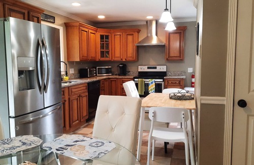Westerly Casa | Westerly Beach minutes from private 3 bed house