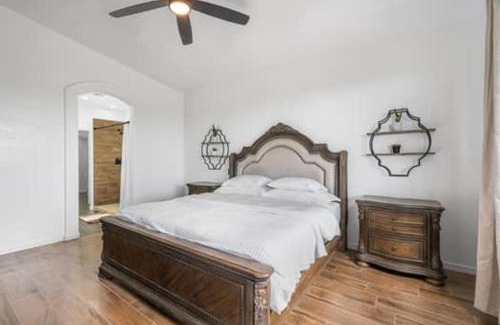 Tucson Casa | Western Ember Retreat
