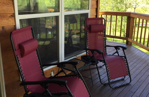 Newcastle Cabina | Buckhorn Bar and Grill, ATV, senderismo y motos de nieve, pesca cerca