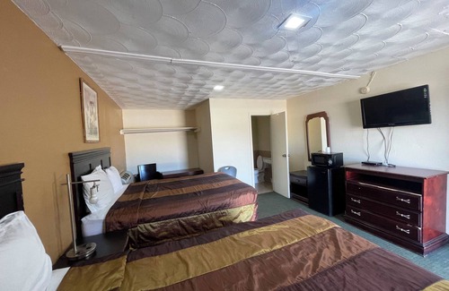 Seagoville Hotel | Western Skies Motel