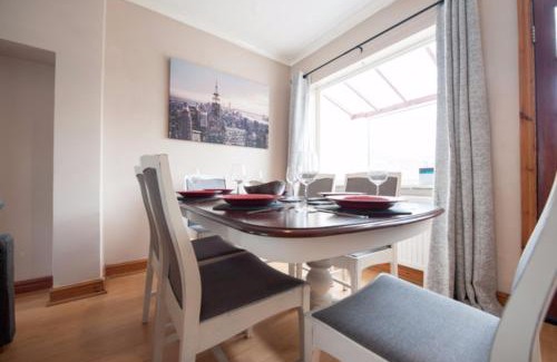Hinckley Casa | Westfield House