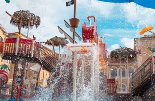 West Kissimmee Complejo | Westgate Town Center with 5 water parks