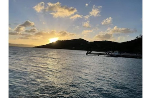 Great Cruz Bay Casa | Westin Bay Vista: 3BR for Valentines Day 2/8/2026 -2/15/2026!