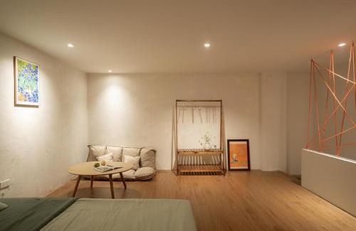 Quang An Apartamento | Westlake Cam Art Lucy Homee, Netflix, Food&Cofee