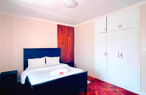 Nairobi Casa | Westlands Luxury 2bd Condo near Sarit Center & Westgate