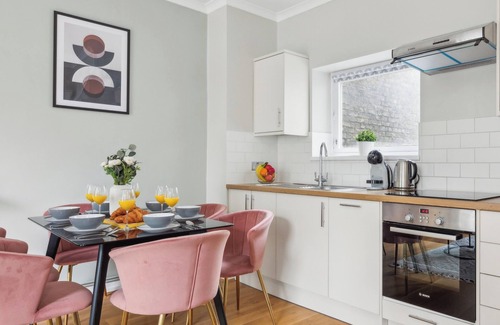 Pimlico Apartamento | Westminster Charm - 2BR with Style