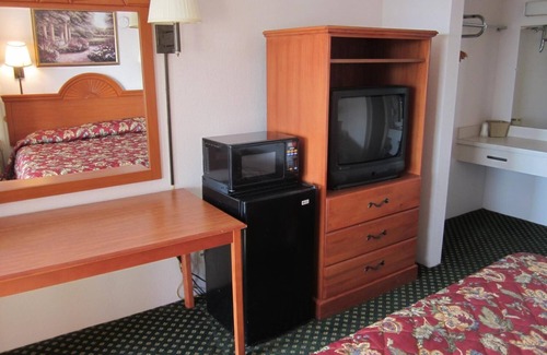 Shore Acres Hotel | Westmont Inn - Lakeland