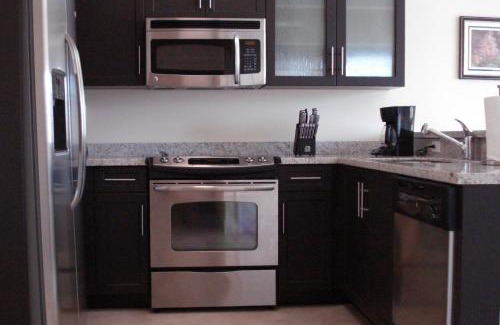Mid Beach Hotel | Westover Arms Hotel