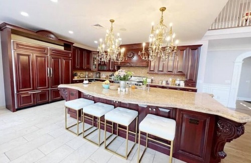 Stamford Otro | Westover Castle -Majestic in The Forest