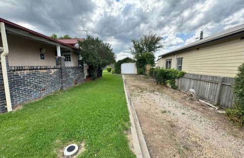 Armidale Casa | Westside Central Cottage