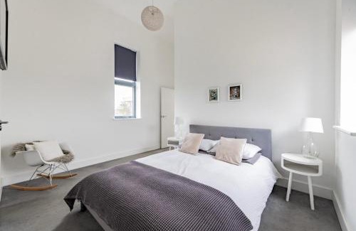 Roughton Casa | Westward Skies - Luxurious Modern Countryside Retreat
