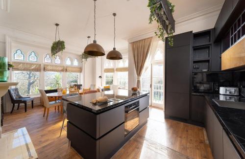 Hele Casa | Westwell Hall