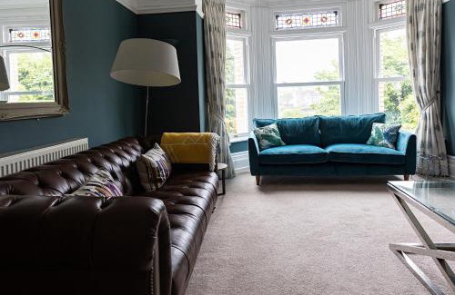 Hele Casa | Westwood