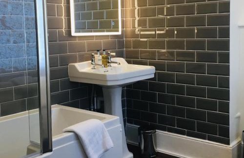 Dorchester Casa | Westwood House